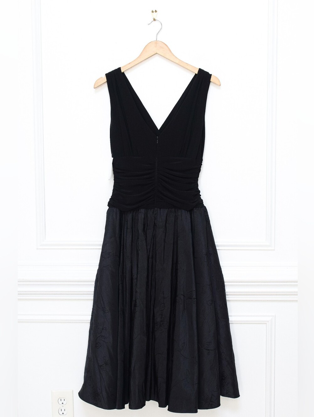 Vintage Black Drop Waist Dress Floral Embroidered Ruched Size 10 Deadstock Y2K - Picture 5 of 8